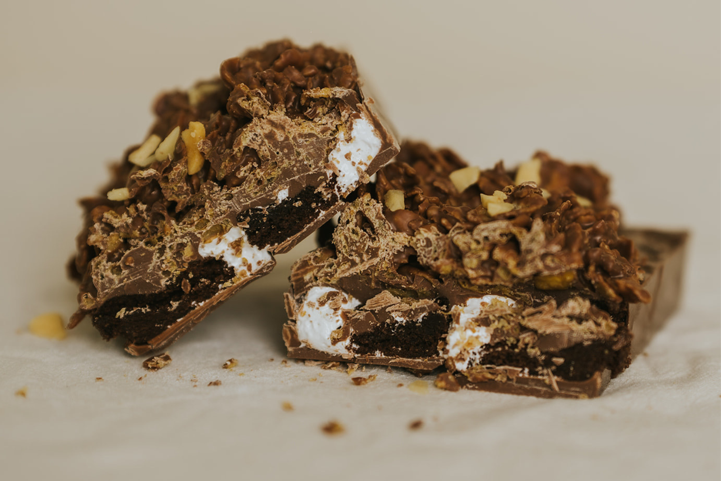 Mallow Fluff Honeycomb Crunch Cake Chocolate Bar