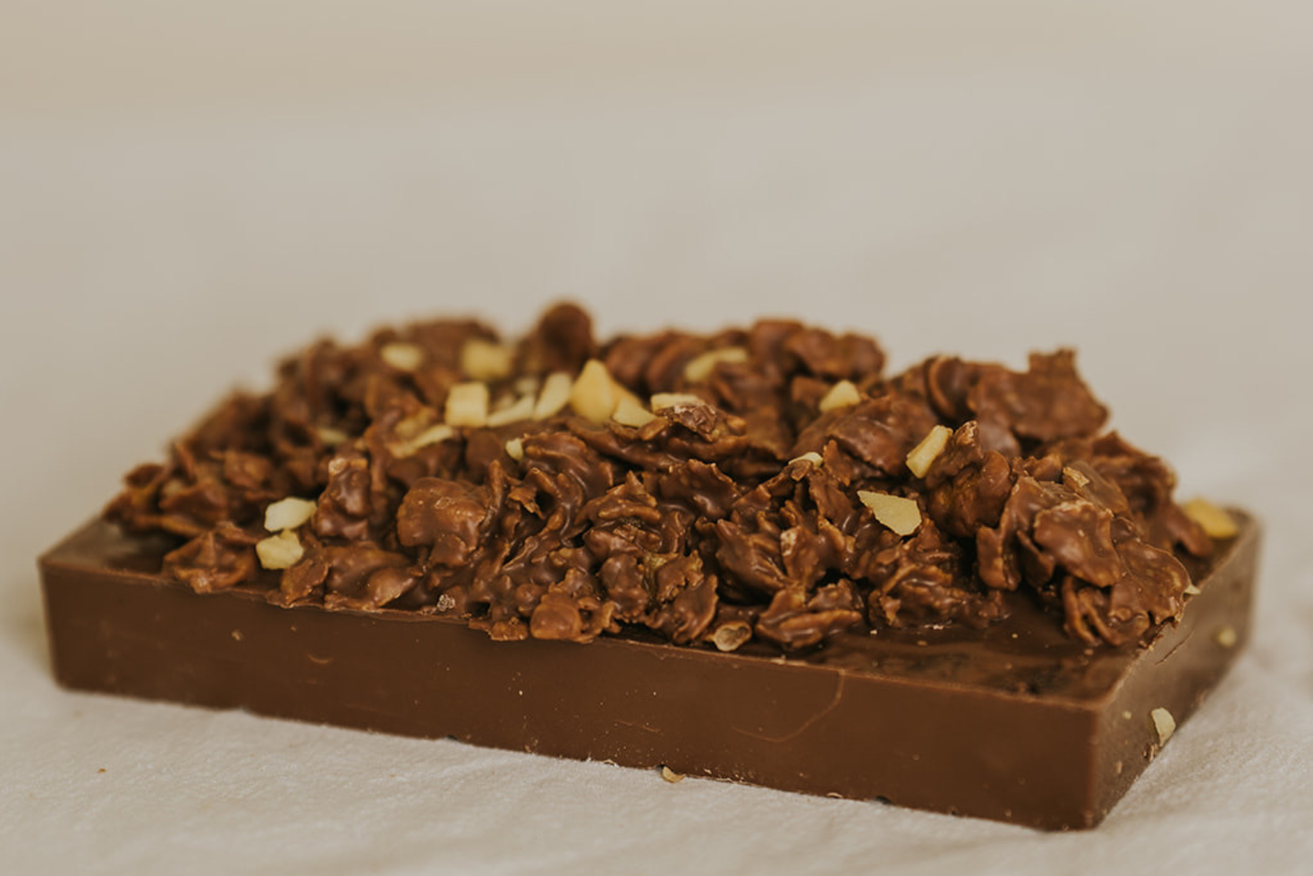 Mallow Fluff Honeycomb Crunch Cake Chocolate Bar